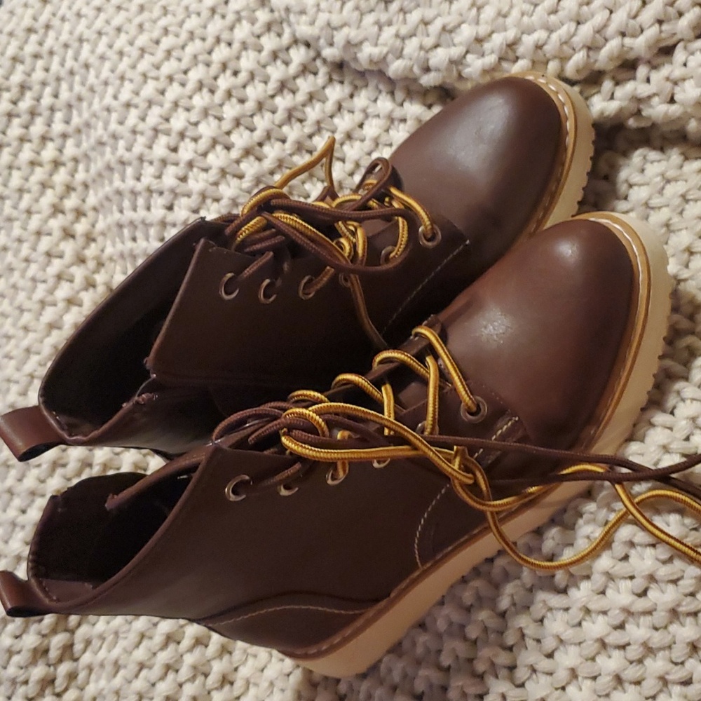 Madden Girl Boots size 8 womens